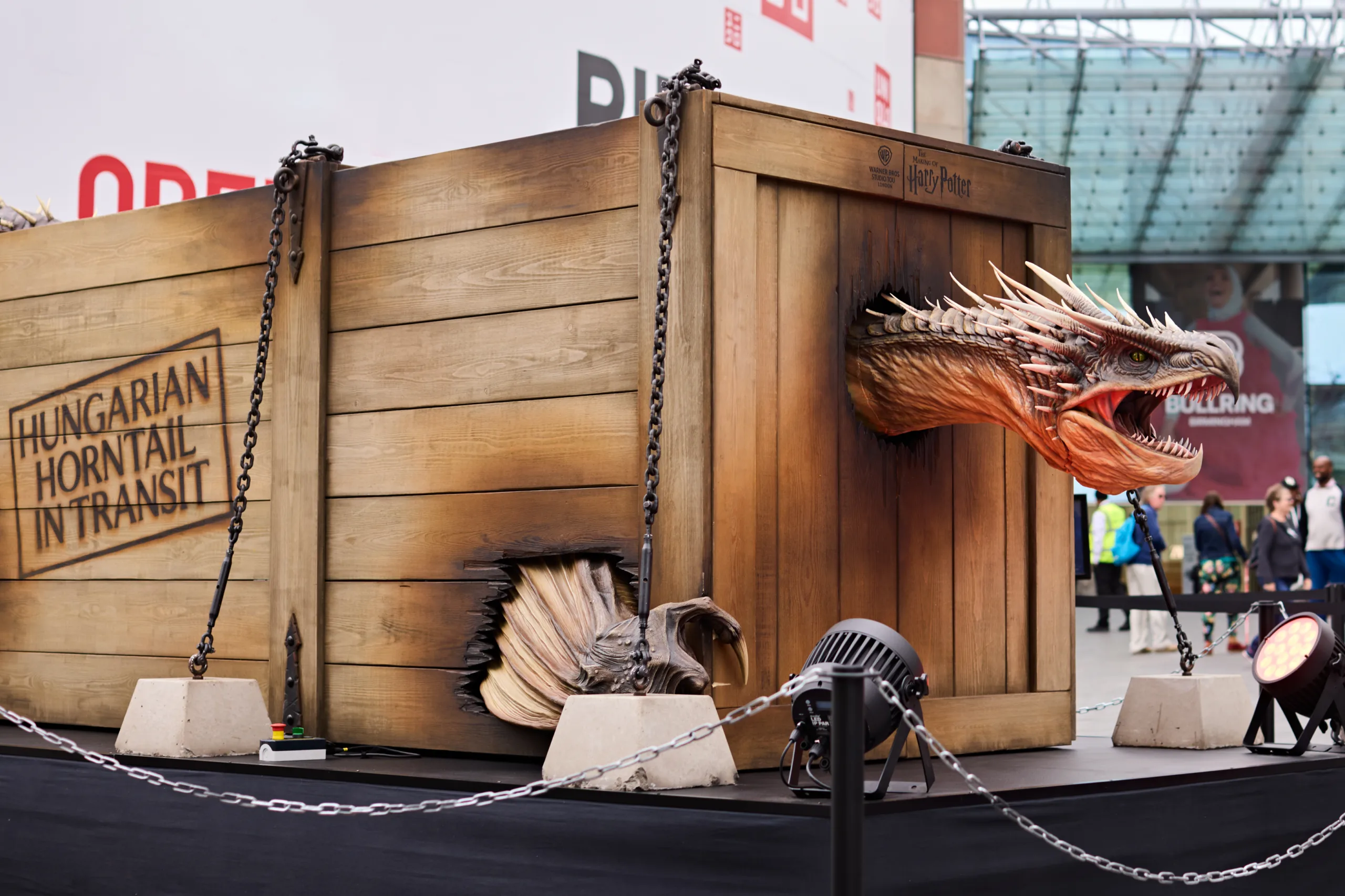 スタジオツアー東京　ドラゴン