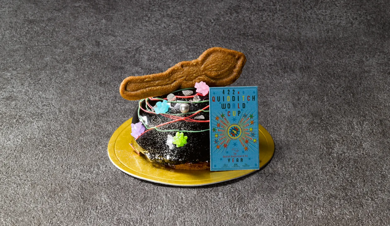 スタジオツアー東京 映画『ハリー・ポッター』の世界観を再現したスイーツ 炎のゴブレット期間限定ケーキ