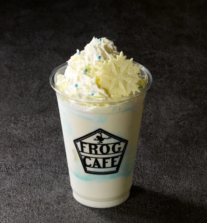 スタジオツアー東京 冬のホグワーツを再現した白いミルクシェイク